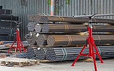 Эксплуатация V-образной складной регулируемой опоры для труб Remmers Atlant 1/8-12 Эксплуатация V-образной складной регулируемой опоры для труб Remmers Atlant 1/8-12